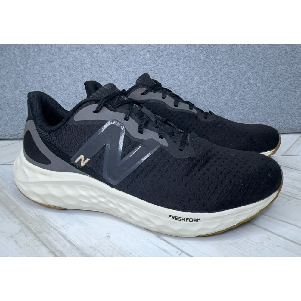New Balance Fresh Foam Arishi V4 Black Running Shoes Men's 9.5 Womens 11 Comfort